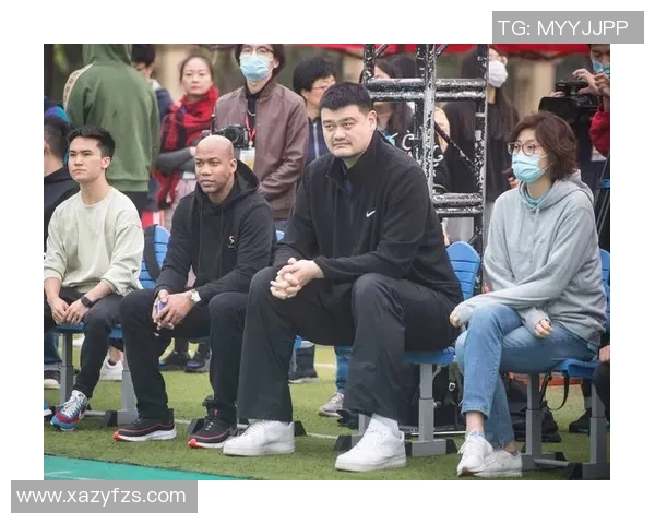 姚明博在乌鲁木齐举办篮球慈善赛助力青少年体育发展