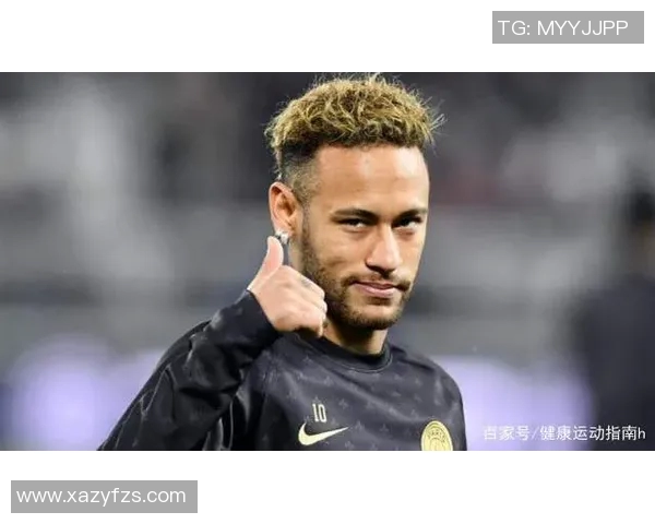 足球明星时尚打扮高清图片展示各具风格与魅力的球场风采