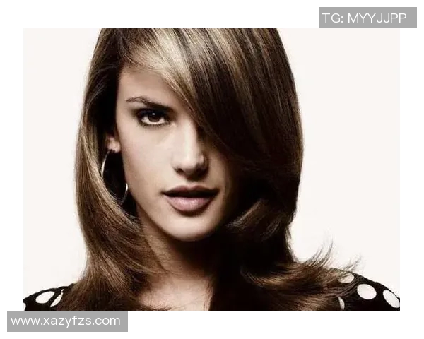 时尚足球明星耳饰搭配图片推荐适合女性的潮流选择与搭配技巧